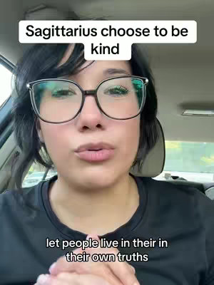 A medium shot of a woman with short, dark hair and glasses looking directly at the camera. Text overlays provide the video's main points.
