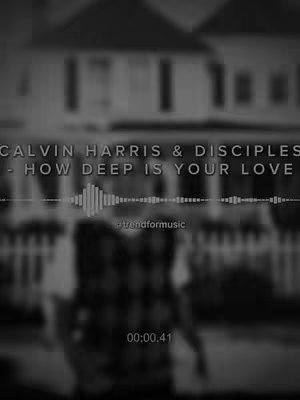 The image is a black and white blurred view, with a building as the backdrop. Below is a blurred figure and in the middle a sound wave graphic. There is overlayed text containing the song title and artist and various hashtags at the bottom