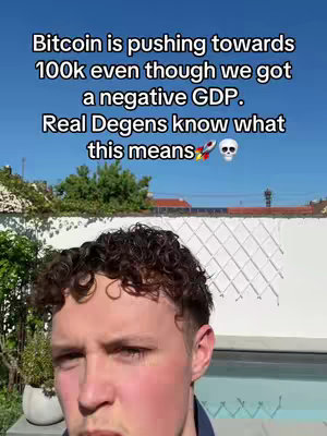 A man with curly hair is centered in the frame, set against a background of a white wall with green shrubs and a blue sky. Text is overlaid at the top, with a rocket ship and skull emojis.