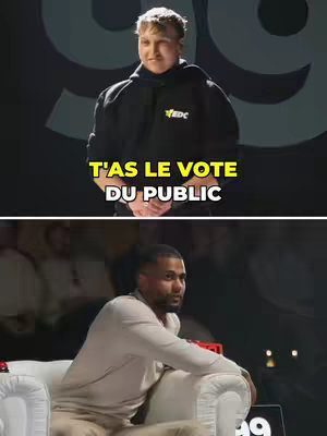 The image is divided into two sections. The top half features a man wearing a black hoodie with a logo on it, standing against a dark background. Text in yellow and white overlaying reads, 'T'AS LE VOTE DU PUBLIC', which translates to 'YOU HAVE THE PUBLIC VOTE'. The bottom half presents a medium shot of a man in a white shirt seated on a white sofa, suggesting an interview or debate setting. The composition is a split screen.