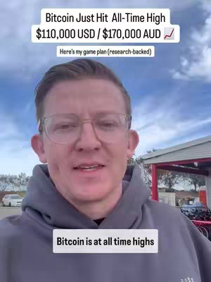 The video cover shows a man with glasses facing the camera. Text overlays indicate the video's topic and key messages. The background includes a cloudy sky and a building.
