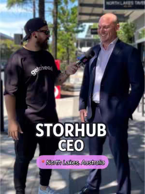The cover image shows two men standing outside, one holding a microphone. Below them, text reads "STORHUB CEO". A bar with information lies to the right of the text, showing the name of a place.