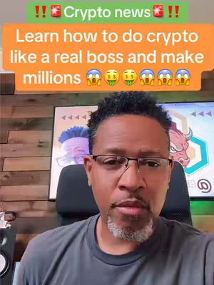 A man with glasses is centered in the frame. The background shows a decorated wall and a screen displaying colorful graphics. An orange banner at the top of the image contains white text, and various emojis. The man has short, dark hair and a trimmed beard. The composition is a mix of close-up and environmental details, focusing on the speaker.
