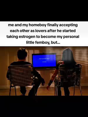 The image shows a screenshot from a TV show, with two figures sitting on chairs watching the screen. Text overlays on the image. The scene takes place indoors, likely in a well-lit room.
