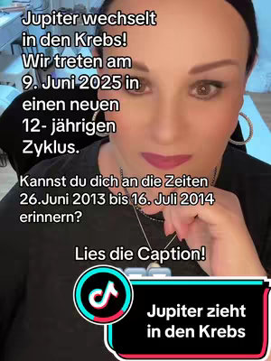 A selfie-style video cover featuring a woman with dark hair, a neutral makeup look, and hoop earrings. She has text overlays in German describing an astrological event.