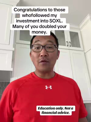 A man with glasses and a red shirt is speaking, with text overlays indicating congratulations on investment success. The background consists of white cabinets.
