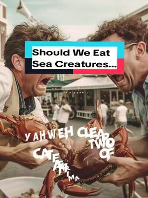 Two men, each with a crab in their hands, their mouths open in surprise. A text overlay obscures the scene.