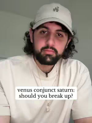 A man with a beard and a baseball cap is looking at the camera. There is text overlay on a white background.
