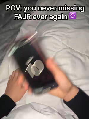 The cover image shows a person holding a phone in front of a soft, white bed. The phone screen is displaying a large number "10". The image is slightly motion blurred, suggesting movement. The text overlay indicates information about the topic.