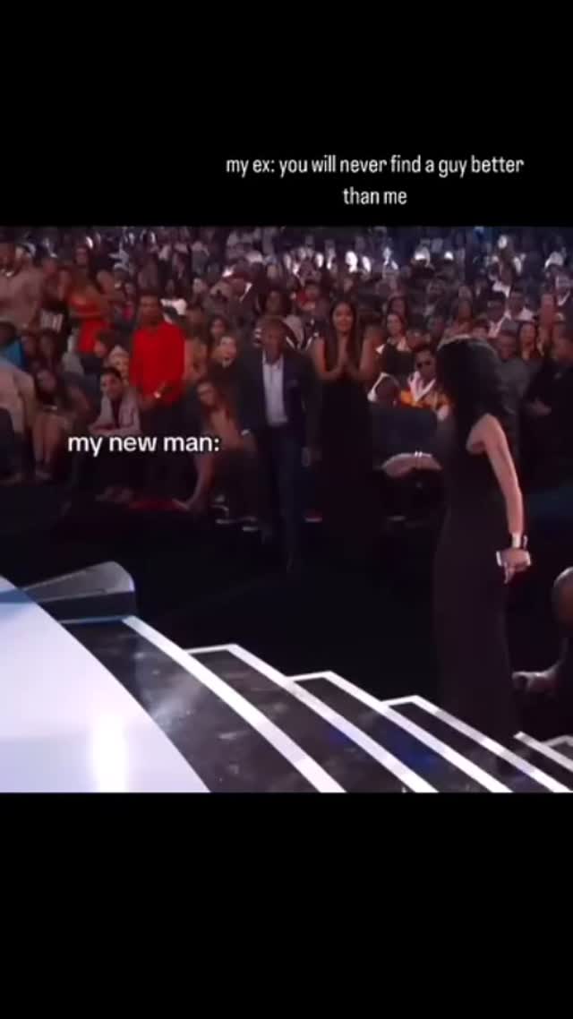 A scene from an awards show is depicted, showing a woman in a black dress walking down steps while a crowd applauds in the background. Text overlays indicate a humorous, relatable scenario.