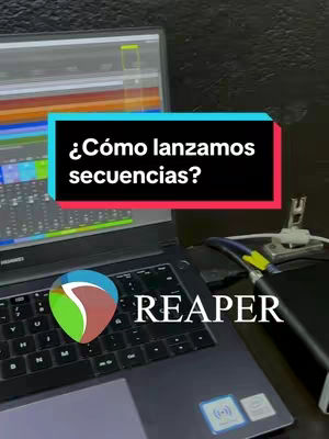 A laptop displaying a screen with a music production software interface is open. The laptop is on a desk, and a logo of the software, Reaper, is also visible. A text box is positioned on top with the question "¿Cómo lanzamos secuencias?" and black background.