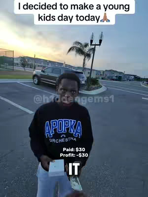 A man stands in a parking lot holding cash and a box. Text overlays include a title, a call to action, and financial details. The background features a park with a fence and a vehicle.