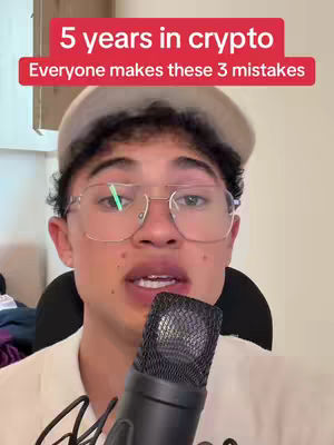 A young man with glasses and a cap is speaking into a microphone. Above him is a red banner containing the video's title and subtitle.